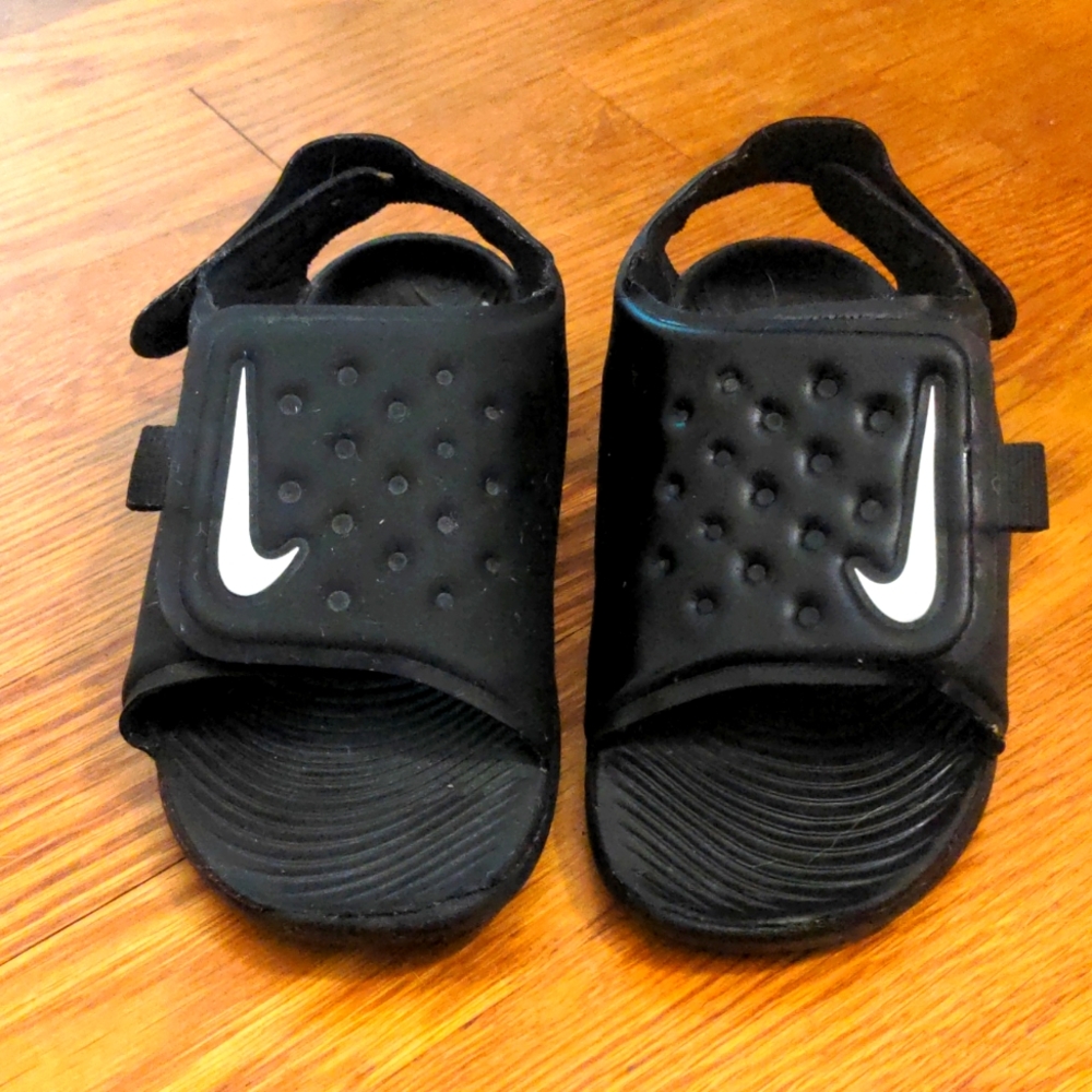 Toddler boys Nike Sunray sandals